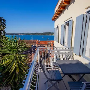 ad-apartments.in-istria.net/