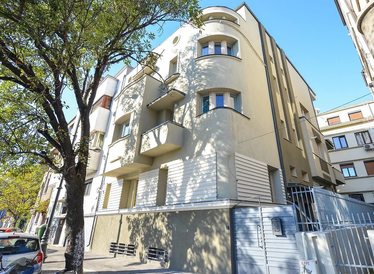 Parliament & River View Apartments contacts